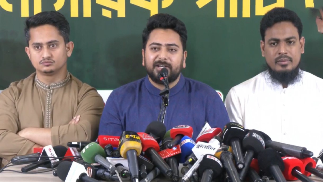 পরিস্থিতি স্বাভাবিক হবে না: নাহিদ ইসলাম