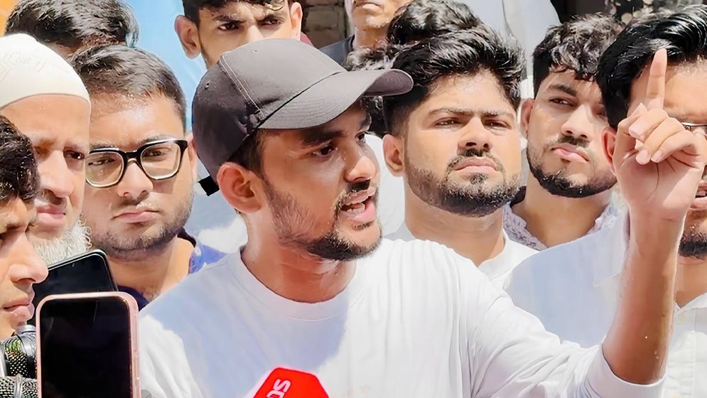 রাড্ডা দখল করতে দেওয়া হবে না: আসিফ মাহমুদ