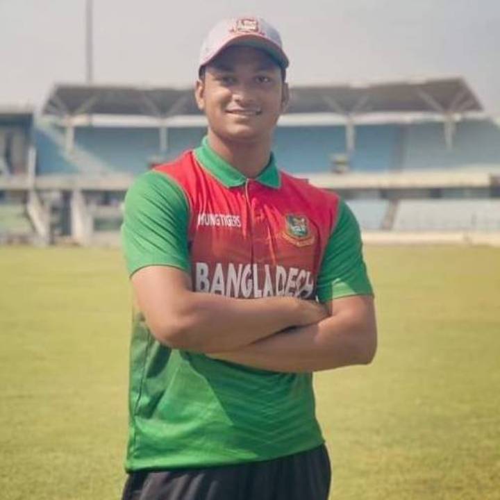 এইচপি দলে লক্ষ্মীপুরের আহমেদ শরিফ, রয়েছে আরো চমক