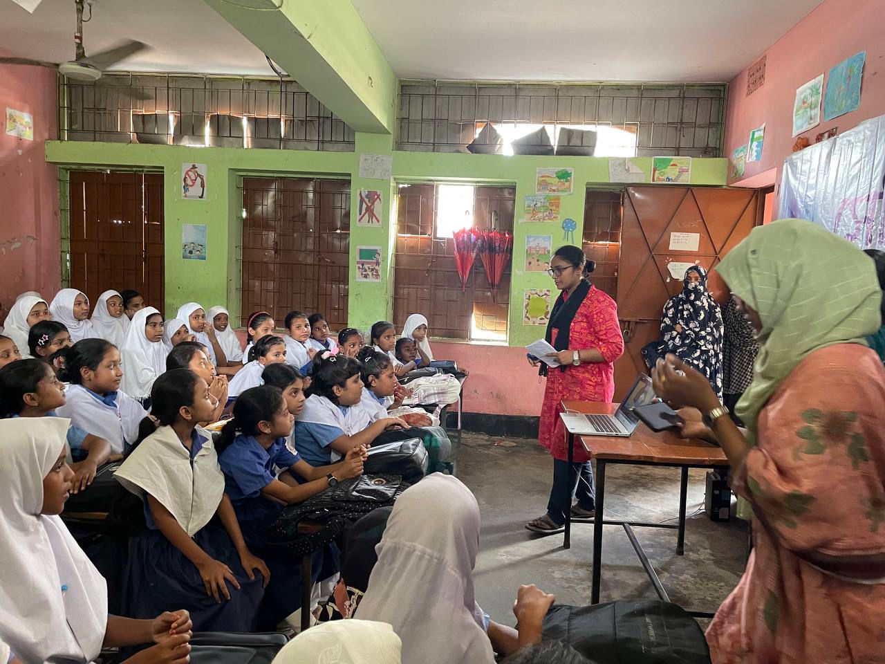 লক্ষ্মীপুর  শিক্ষার্থীদের নিয়ে ওয়াইজের সেমিনার
