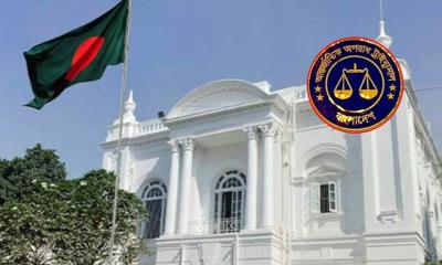 উদযাপন, ৩ জনকে শোকজ