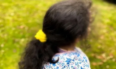 মুগ্ধ সাধারণ মানুষ