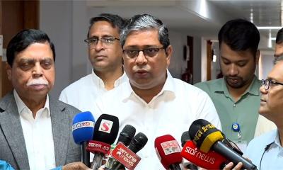 সরকারের সঙ্গে আলোচনা না করেই ইউপি নির্বাচনের তারিখ দিয়েছে ইসি