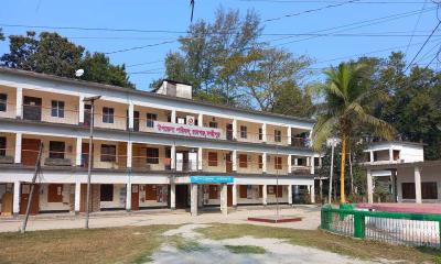 লক্ষ্মীপুরে আন্দোলনকারী ৭ শিক্ষককে শোকজ