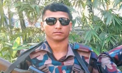 রোহিঙ্গাবোঝাই নৌকাডুবি: নিখোঁজ বিজিবি সদস্যের মরদেহ উদ্ধার