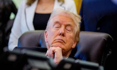 চোখ বন্ধ ছবি নিয়ে বিতর্ক, হোয়াইট হাউস বলছে— ‘তিনি ঘুমাননি’