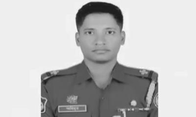 থানায় পুলিশ কর্মকর্তার ঝুলন্ত মরদেহ