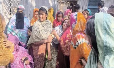 উঠানে দাদির, সরিষা ক্ষেতে নাতনির বিবস্ত্র মরদেহ উদ্ধার