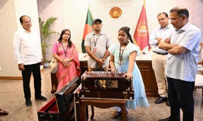 অনুশ্রীর স্বপ্নপূরণ করলেন প্রধানমন্ত্রী