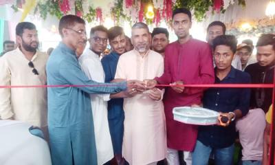 লক্ষ্মীপুরে টি ইউ ইন্টারন্যাশনালের শো-রুম উদ্বোধন