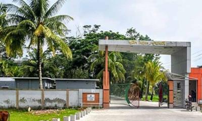 নারী পুলিশ কনস্টেবলের ঝুলন্ত মরদেহ উদ্ধার