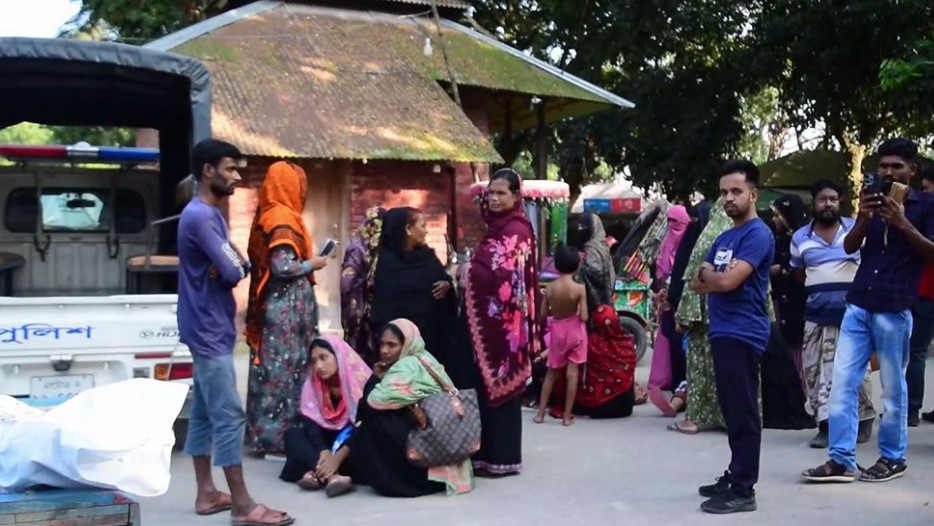 নাটোরে দুই ভাইয়ের বিরোধ মেটাতে গিয়ে ছুরিকাঘাতে যুবক নিহত