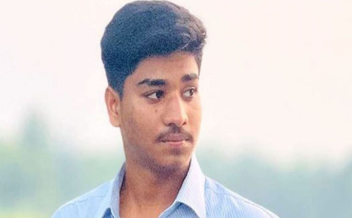 ব্যাডমিন্টন খেলার সময় লক্ষ্মীপুরের শিক্ষার্থীর মৃত্যু