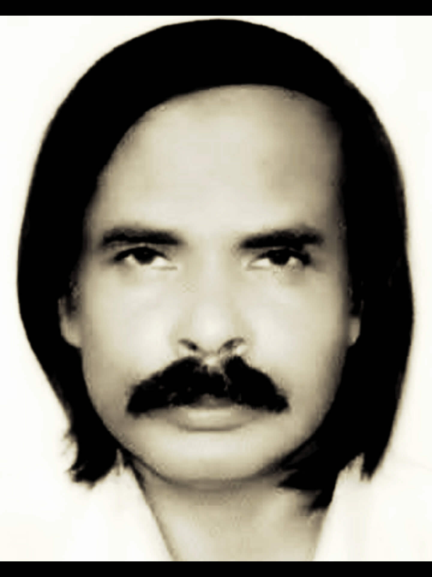 নিভৃত কাব্যের মানুষটি নীরবে চলে গেলেন