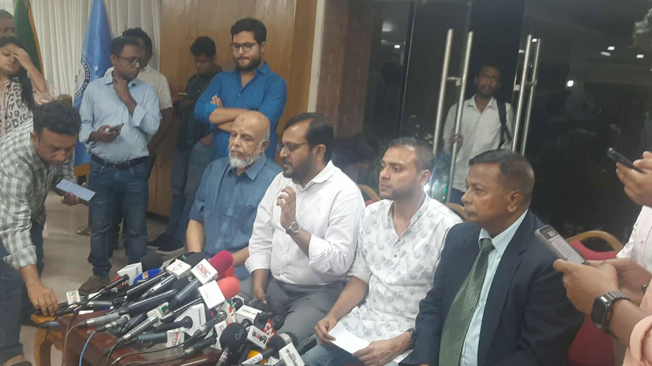 গণভোটের সময় নিয়ে ঐকমত্য না হওয়ায় উদ্বেগ এবি পার্টির